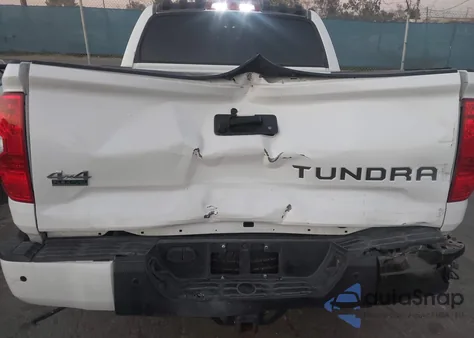 2016 Toyota Tundra Platinum 5.7L V8 из США, поврежденный, VIN 5TFAW5F12GX530018